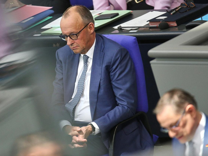 Friedrich Merz und Tino Chrupalla (Archiv)