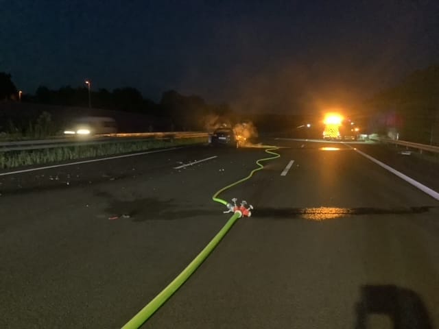 Das Auto stand in Vollbrand