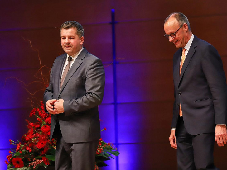 Sven Schulze und Friedrich Merz (Archiv)