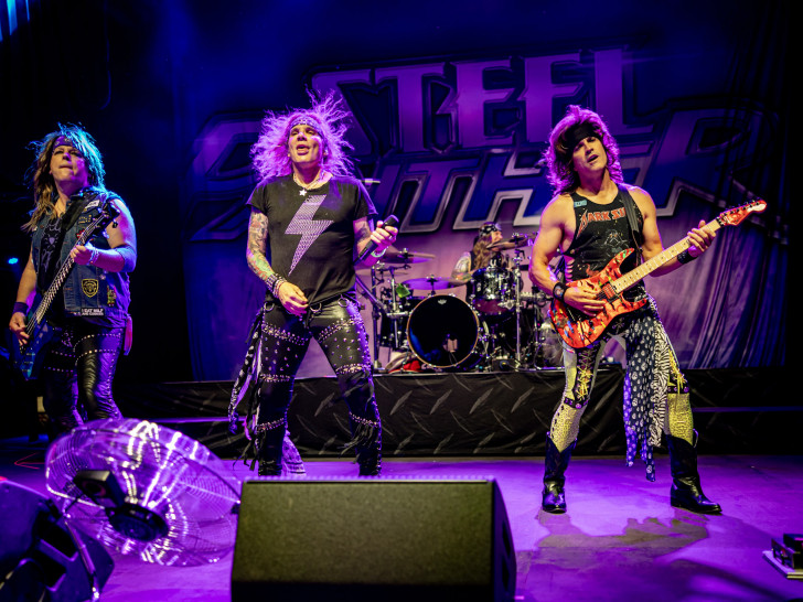 Steel Panther lieferten eine Show, die Braunschweig so schnell nicht vergessen wird.