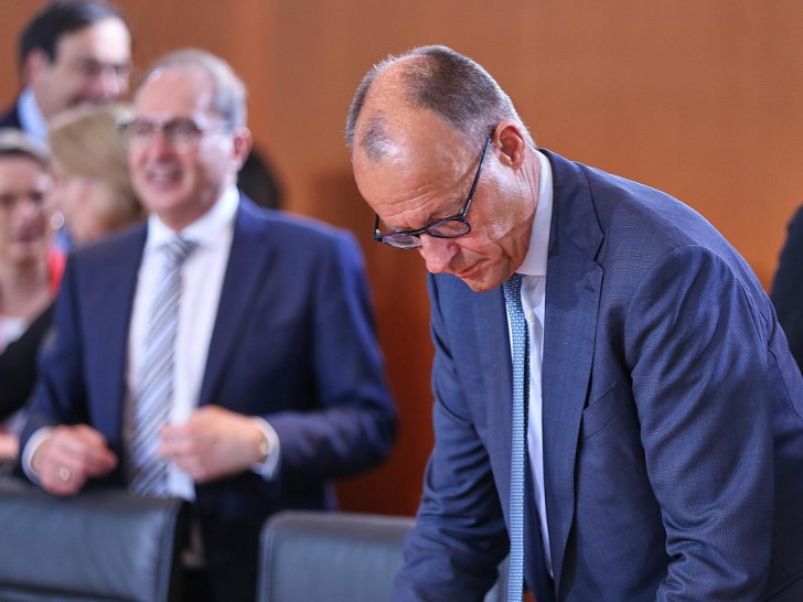 Alexander Dobrindt und Friedrich Merz am 03.06.2026