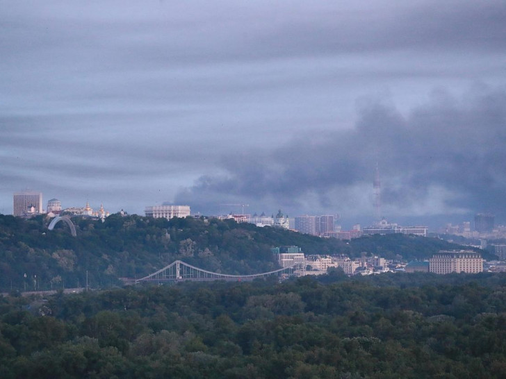 Rauchwolke über Kiew am 02.06.2026