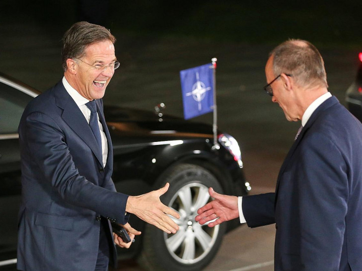 Mark Rutte und Friedrich Merz (Archiv)
