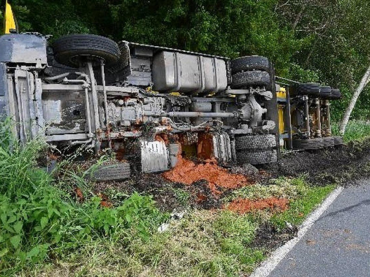 Verunfallter LKW (Archiv)