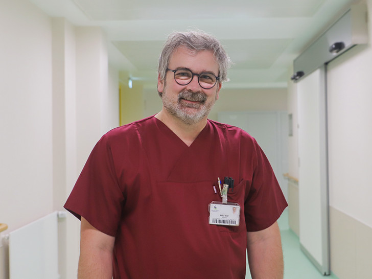 Wilko Wolf, Facharzt im Städtischen Klinikum Wolfenbüttel, hat sich auf eine besonders schonende Venenbehandlung spezialisiert.