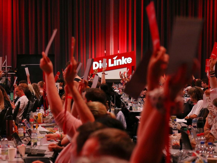 Abstimmung auf Bundesparteitag der Linkspartei am 21.06.2026