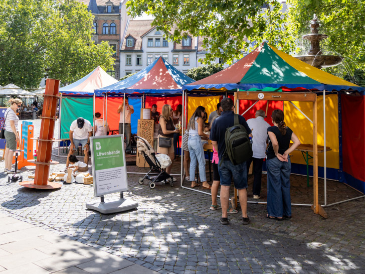 Die Löwenbande lädt noch zweimal samstags zum Spielen und Basteln auf den Kohlmarkt ein.