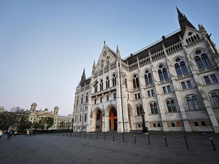 Ungarns Parlament (Archiv)