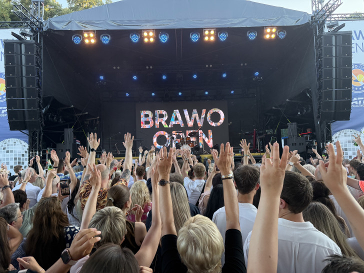 Auf dieser Bühne bei den BRAWO Open stand am Samstag Pop-Titan Dieter Bohlen. Fotografieren lassen wollte er sich dabei allerdings nicht