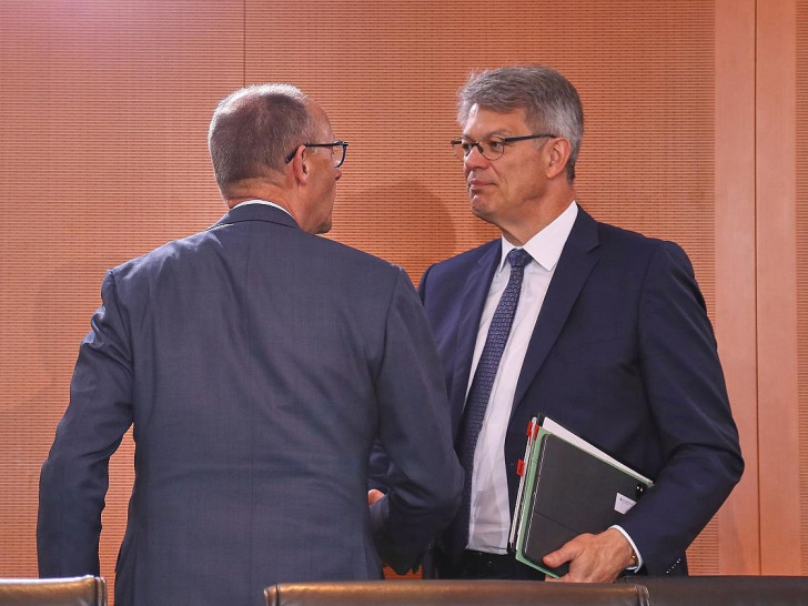 Friedrich Merz und Patrick Schnieder (Archiv)