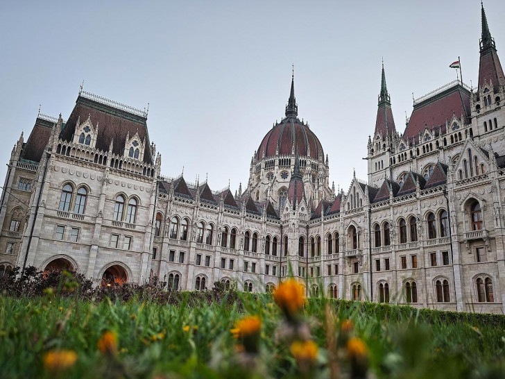Ungarns Parlament (Archiv)