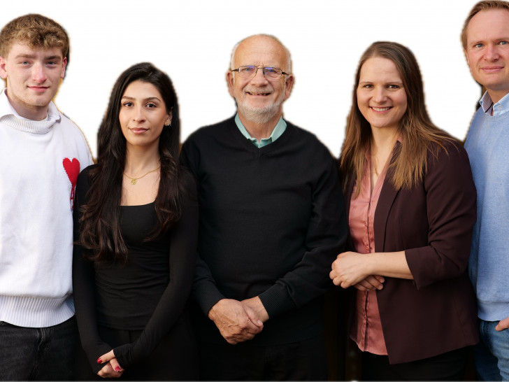 Die Kandidiaten von Volt Salzgitter für die Kommunalwahl 2026: Colin Meißner, Elizsu Akbulut, Bernd Nehring, Julia Nehring und Sebastian Timm (v. li.). Nicht im Bild: Kerstin Krome.
