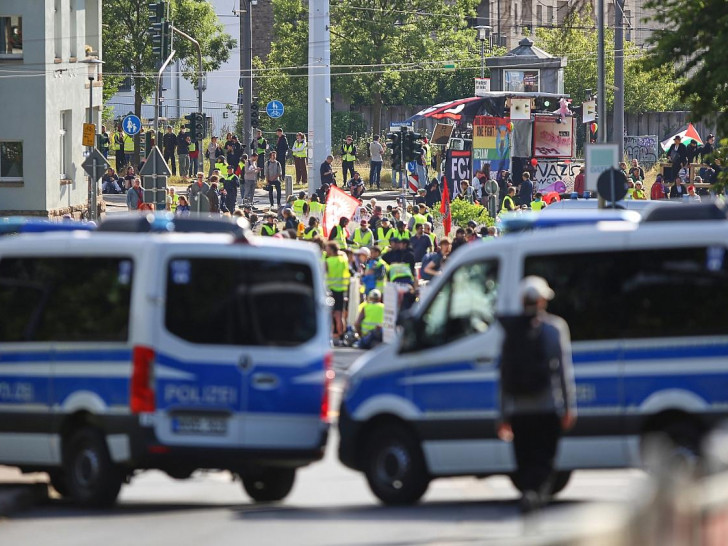 Demo vor AfD-Parteitag am 04.07.2026