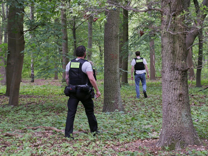 Polizei am Tatort nach Todesfahrt beim CSD am 26.07.2026