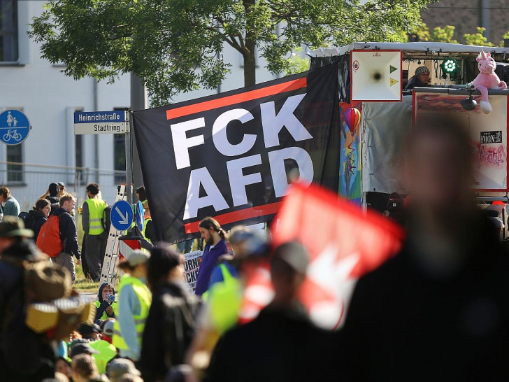 Demo vor AfD-Parteitag am 04.07.2026