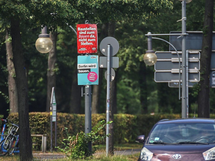 Wahlplakate von SPD und CDU in Berlin (Archiv)