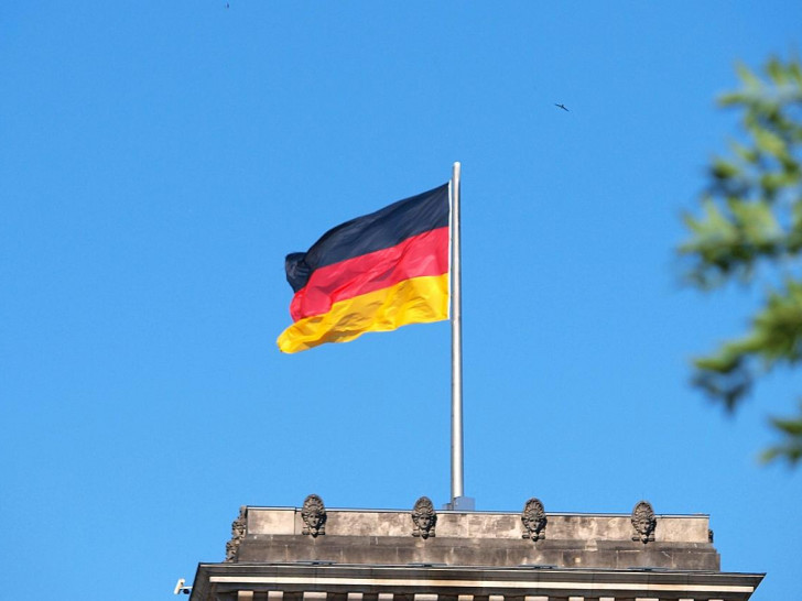 Deutschland-Fahne (Archiv)