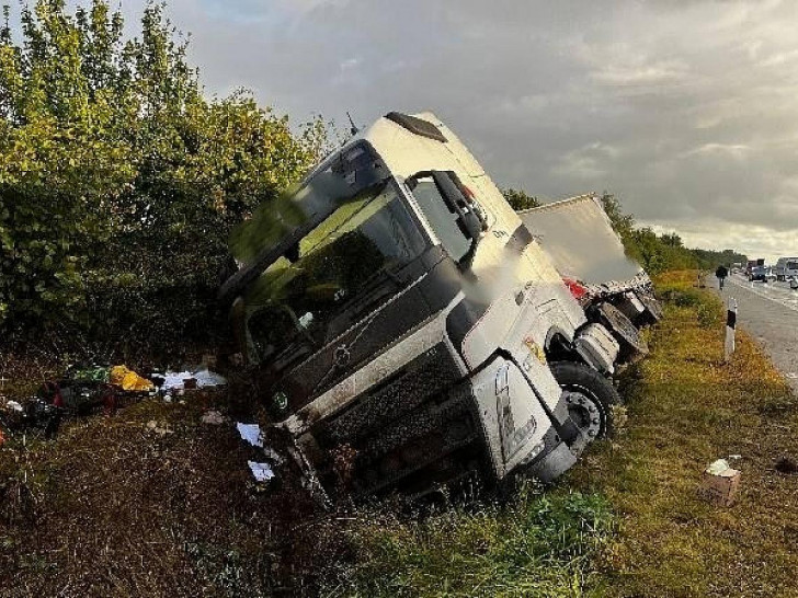 Hohes Verkehrsaufkommen und Regen sorgen für mehrere Unfälle auf der A1 (Archiv)