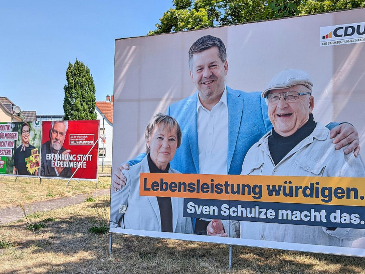 Wahlplakate vor der Landtagswahl in Sachsen-Anhalt (Archiv)