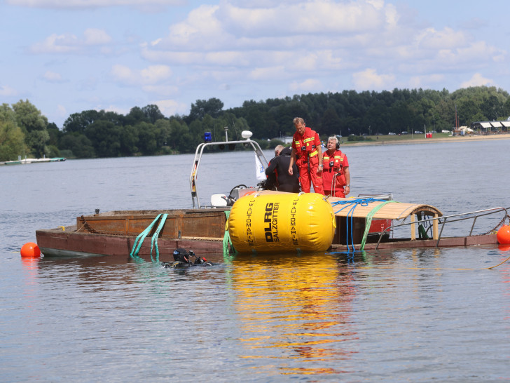Am Samstag ist am Salzgittersee ein Segelboot auf Tauchstation gegangen.