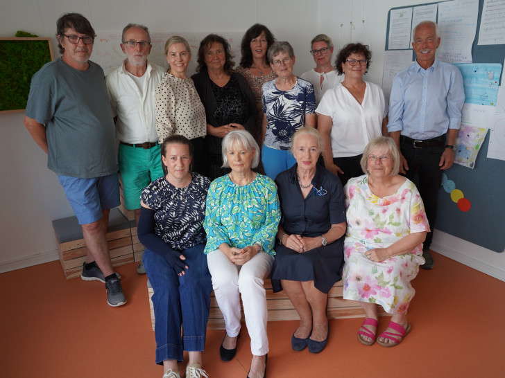 Die Verantwortlichen und Ehrenamtlichen des Pilotprojekts.