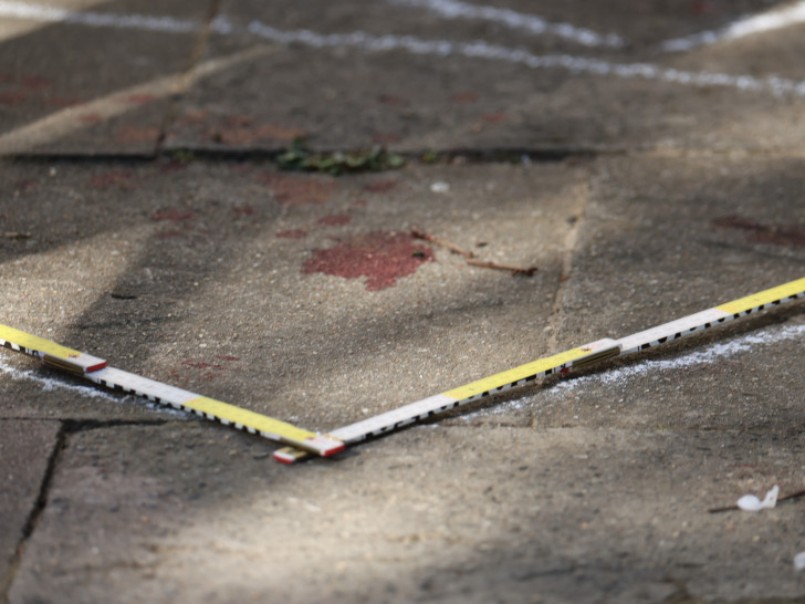 Die Forensiker haben am Tatort Spuren sichergestellt.