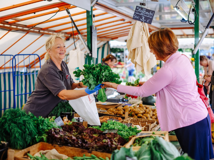 Der Gifhorner Wochenmarkt wird im Oktober an zwei Wochenenden vorverlegt.