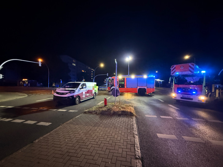 Auf der Kreuzung Neißestraße/Albert-Schweitzer-Straße kam es am Dienstagabend zu einem Unfall.