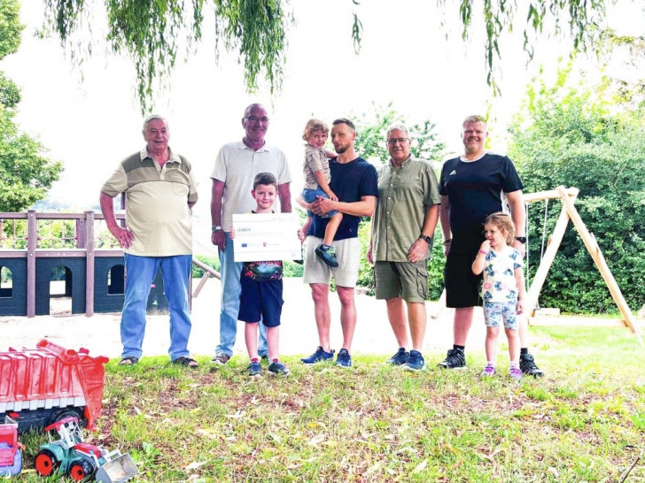 Auf dem Spielplatz in Esbeck geht es voran.