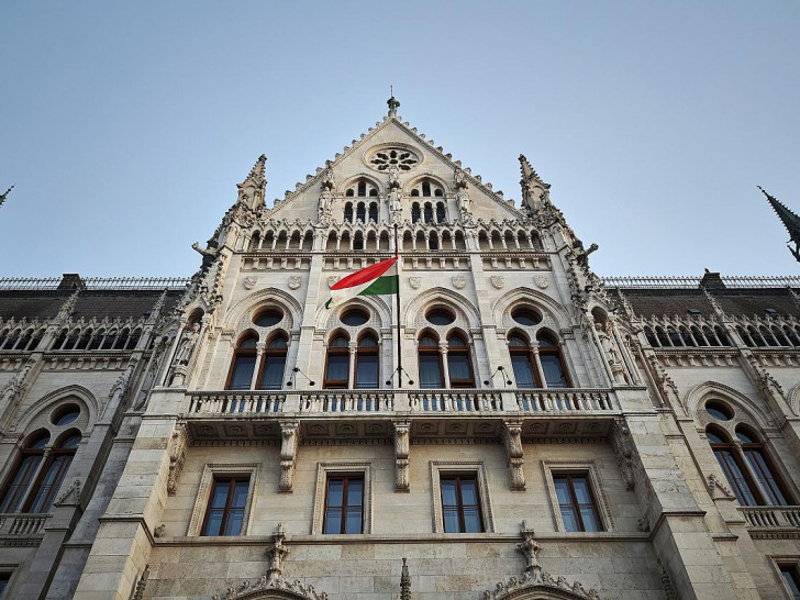 Ungarns Parlament (Archiv)