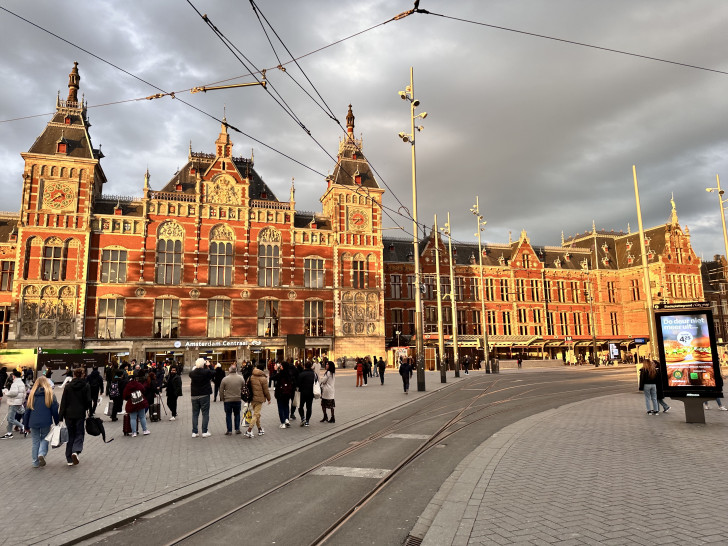 Der Bahnhof von Amsterdam.