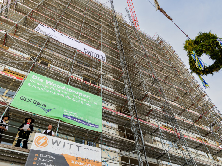 Die Woodscraper feiern Richtfest.