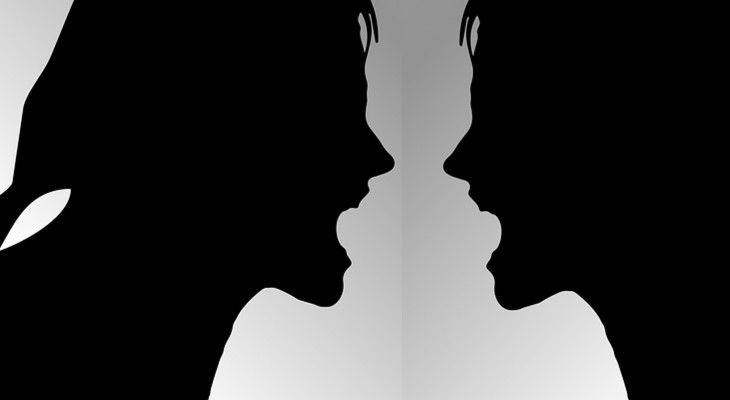 Schöppenstedt: Eskalation in Bar: Unbekannte prügelt auf 53-Jährige ein