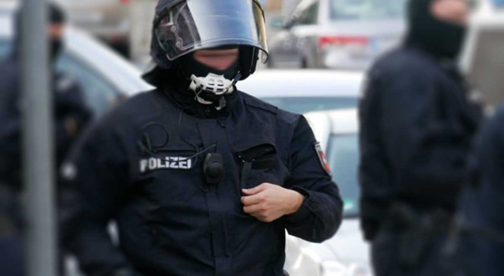 Polizei stürmt Wohnung in Gifhorn - Das war der Grund