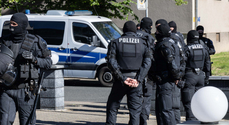 Amokalarm an Schulen: Wie die Polizei im Ernstfall reagiert